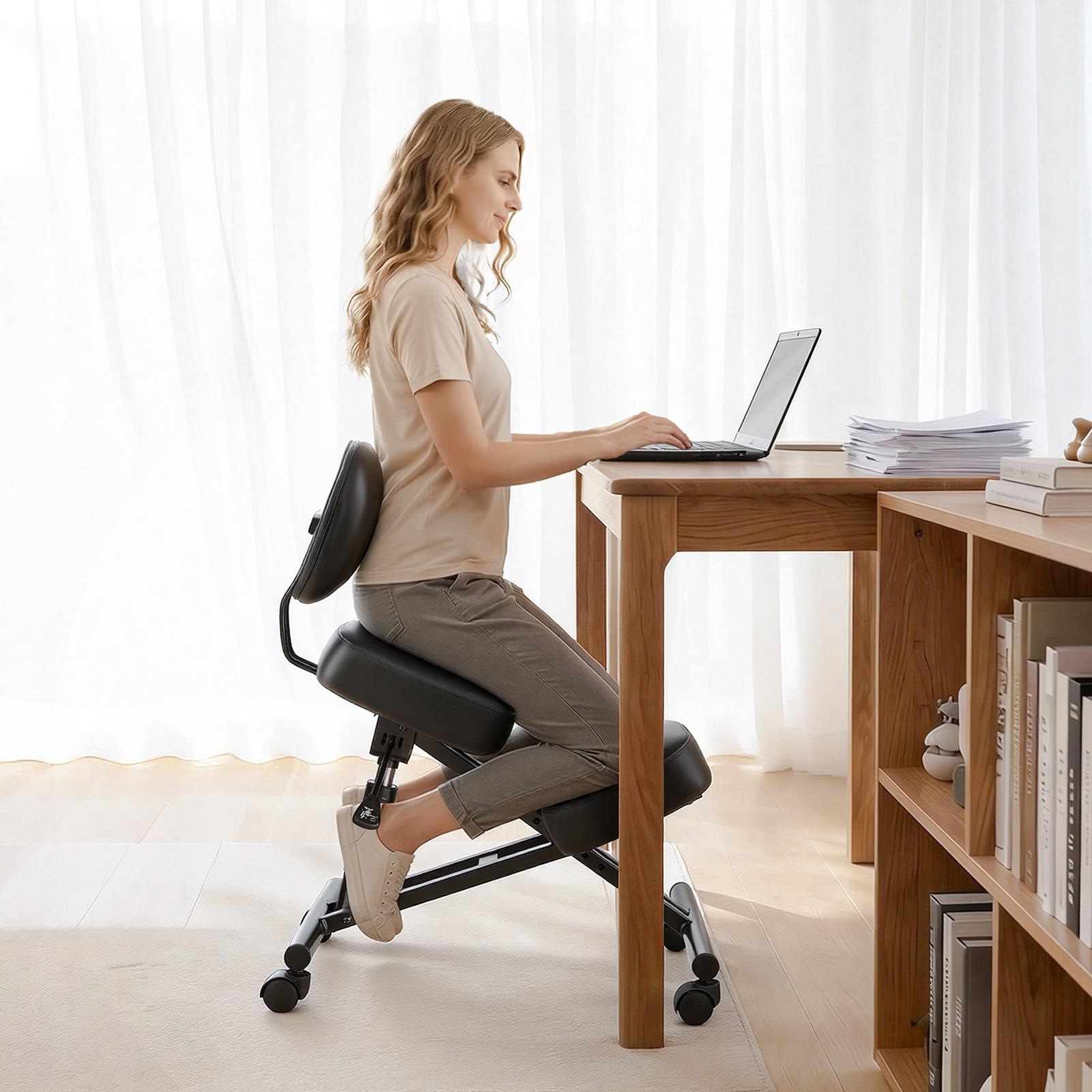 Ergonomic Office Chair - 인체공학적 디자인의 등받이와 바퀴가 달린 무릎